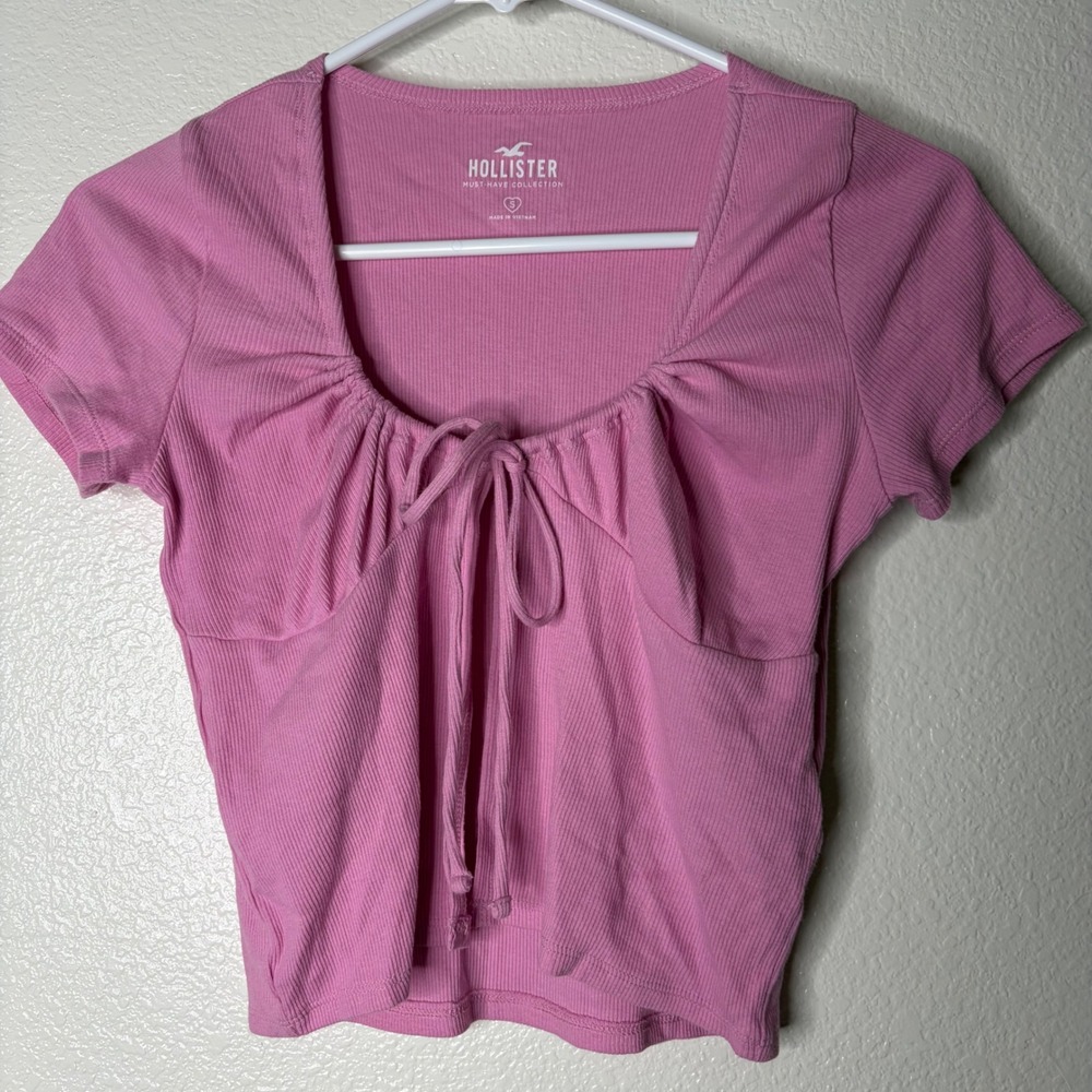Hollister Must-Have Collection Pink Ribbed Tie Front Short Sleeve Top Womens S
